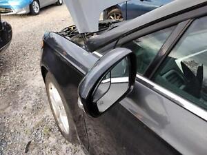 Used Left Door Mirror fits: 2015 Ford Fusion Power removable painted cover w/o b