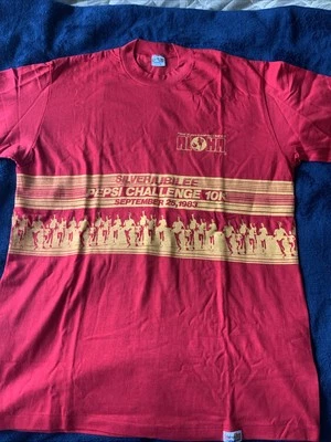 Винтажная гавайская серебряная юбилейная футболка 83 фута Pepsi Challenge 10 карат одинарный шов L - Изображение 1 из 4