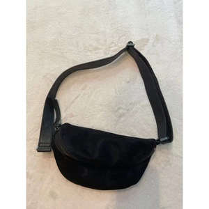 KATE SPADE Suede Belt Bag Black Waist Pack Fanny Pack Zip Shimmer KS New York - Picture 1 of 7