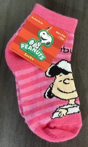 Peanuts Lucy Bah Humbug 2011 Pink Christmas Socks Size 5 1/2 - 6 1/2 - Picture 1 of 3