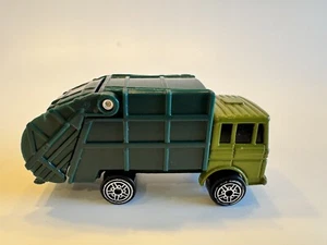 Maistos Green Garbage Trash Truck Diecast 1:64 - Picture 1 of 6
