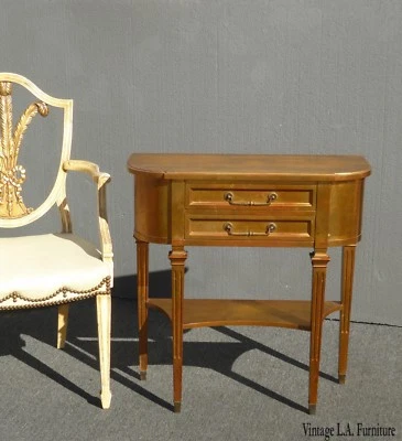 Mesa de entrada lateral vintage Hollywood Regency dourada por Hekman - Imagem 1 de 4