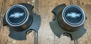2 Chevrolet Bowtie Chevy Plastic Wheel Center Caps Chrome & Gray #14035302 - Picture 1 of 3