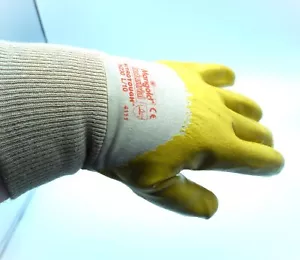 Ansell Marigold N230Y 10/L Durable Nitrile Waterproof Palm Builders Work Gloves - Picture 1 of 5