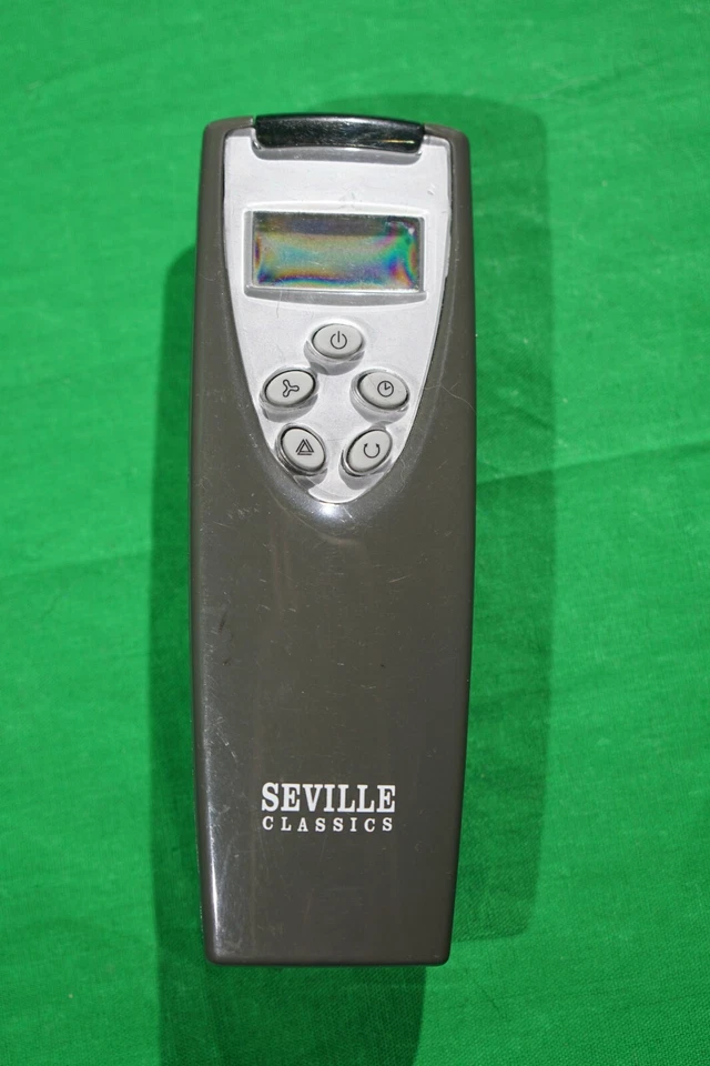 Seville Classics Ultra Slim Line Tower Fan 5-Button Remote Control (Black) - Imagem 1 de 2
