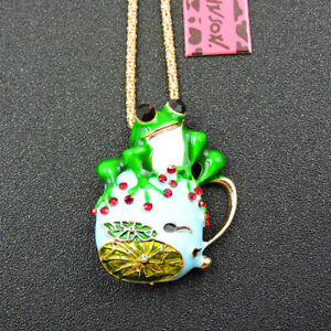 Women's Green Enamel Crystal Frog Tadpole Pendant Betsey Johnson Necklace/Brooch