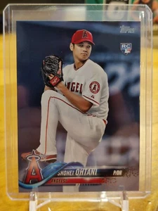 SHOHEI OHTANI 2018 TOPPS PITCHING ROOKIE RC #700 LA DODGERS MLB CHAMP JAPAN! ^) - Picture 1 of 2