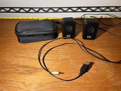 HP Mini Speakers Laptop/PC/Notebook USB Speakers HSTNN-SS01 W/travel Bag - Image 1 of 4