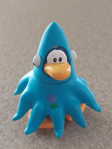 Blue Squid Costume 2.25" Figure  Disney Club Penguin JAKKS Pacific Squidzoid Cover