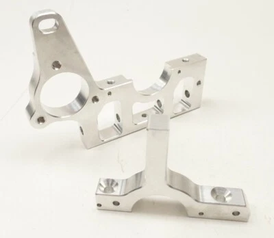 FG EVO 2020 1:5 2WD Touring 01062/01 Alu Differenzialhalterung Links FT8®  - Bild 1 von 2