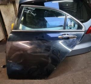 HONDA ACCORD PASSENGER SIDE REAR DOOR MK7 2003-2008 P/S REAR N/S REAR BARE - Picture 1 of 3