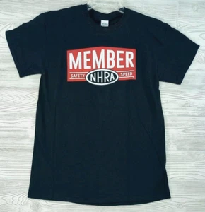 Maglietta membro NHRA Drag Racing media nera manica corta doppia faccia logo maglietta - Foto 1 di 5