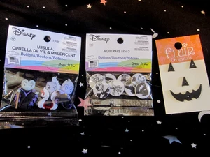 Confezioni 3 Bottoni Disney Villains Crudelia De Vil +Dischi Nightmare +Jack-O-Lantern - Foto 1 di 12