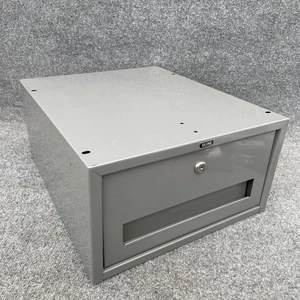 U-Line H-1550 Tavolo da Imballaggio Bloccaggio Cassetto 18" x 15" x 8" Nuovo Altro - Foto 1 di 14
