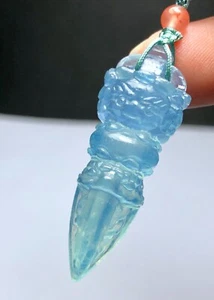 9,7 g TOP Cuarzo Aguamarina Natural Tallado a Mano Cristal Conquista Demonios Vajra Mazo - Imagen 1 de 6