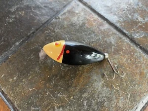 True Temper Crippled Shad Vintage Fishing Lure Black & White/Cream - Picture 1 of 9