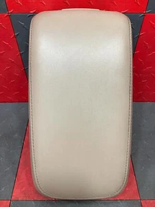 2011-18 Chrysler 300 Center Console Lid Armrest Arm Rest Tan-ALLP - Picture 1 of 6