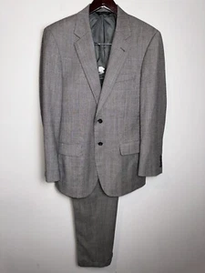 Jos A Bank Gray Check 100% Wool Men’s 2 Piece Suit 38R - Picture 1 of 24