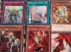 Deck/Base Fedele della luce. Carte Yugioh - Foto 1 di 1