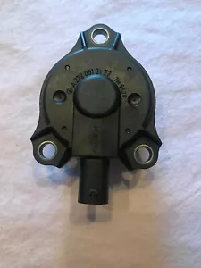 Mercedes Camshaft Cam Adjuster Magnet 272 051 0 77 - Picture 1 of 2