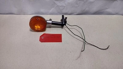 Intermitente intermitente trasero izquierdo Honda CB650c CB650 1981 #624,2-61 Foto 1 de 4