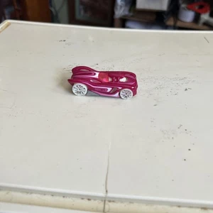 Coche de carreras Hot Wheels Hot Pink Magenta Pearl White 16 Angels 2013 Malasia - Imagen 1 de 5