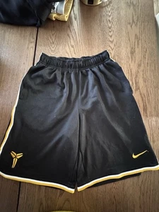 Nike Kobe Bryant Black Mamba Basketball Shorts Black Yellow Lakers Boy's Size S - Picture 1 of 5