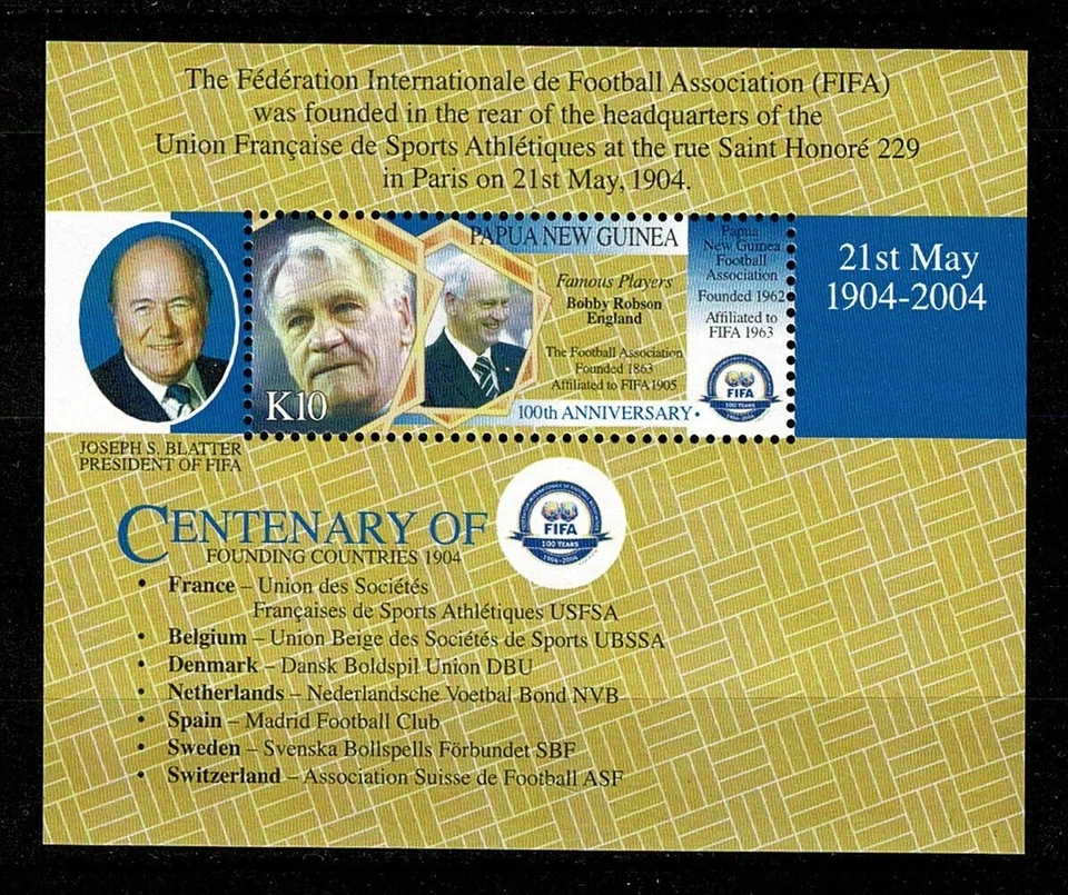 SE49 PAPUA NEW GUINEA 2004 Miniature sheet Centenary of FIFA MNH - Image 1 of 1