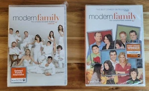 Modern Family: The Complete First & Second Season 1 & 2 - Picture 1 of 3