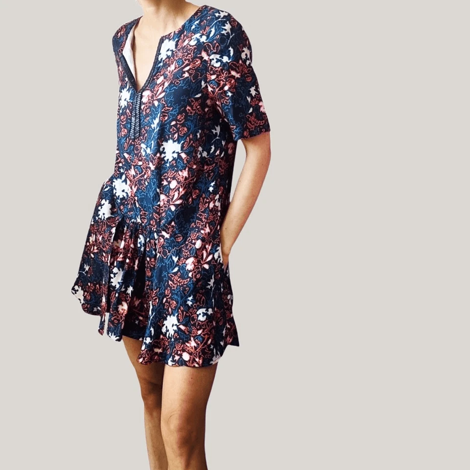 Vestido recto Thakoon Resort 2015 seda manga corta estampado rojo azul marino raro $1370 Foto 1 de 4