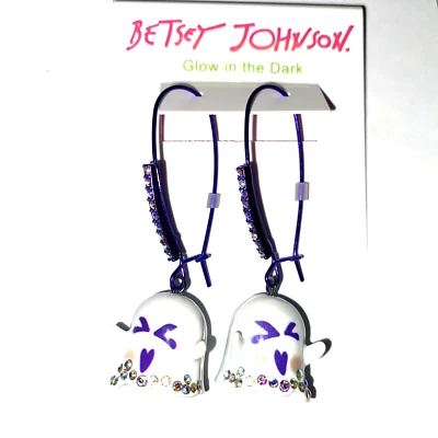 NUEVO Pendientes Colgantes Betsey Johnson Punk & Spice Fantasma Púrpura ¡ENVÍO RÁPIDO! Foto 1 de 4