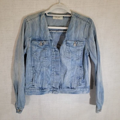 Chaqueta vaquera Paul Smith Italia para mujer grande recortada cuello en V bolsillo lavado claro Foto 1 de 4