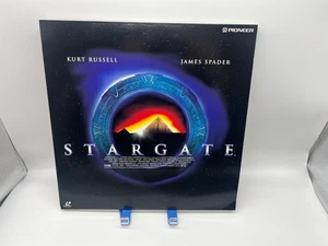 "Stargate" Japanese PILF-2067 Laserdisc LD - Kurt Russell - Picture 1 of 4