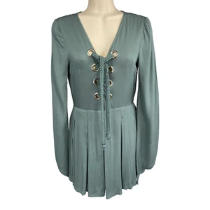 Mono para mujer talla XS verde manga larga parte inferior plisada de Charlotte Russe - Imagen 1 de 8