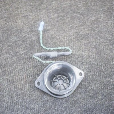 BMW 5 Touring F11 530 d Altoparlante tweeter centrale cruscotto 9175696 180kw - Immagine 1 di 4