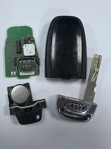 ORIGINAL AUDI 3 TASTEN FERNBEDIENUNG SMART SCHLÜSSELANHÄNGER A4 A5 A6 A7 ETC SCHLÜSSELLOS 4H0959754K! - Bild 1 von 5