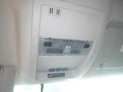 Used Front Upper Center Console fits: 2010 Chevrolet Silverado 1500 pickup roof Foto 1 de 4