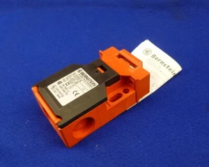 Bernstein Sicherheitschalter SK-U1ZF30 M/ 611.6119.109/ 10A/ 500VAC/ New - Picture 1 of 6