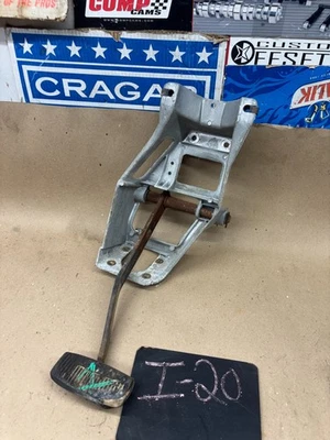 1980-1986 FORD f150 F250 BRONCO AUTOMATIC TRANSMISSION BRAKE PEDAL ASSEMBLY HANG - Image 1 of 4