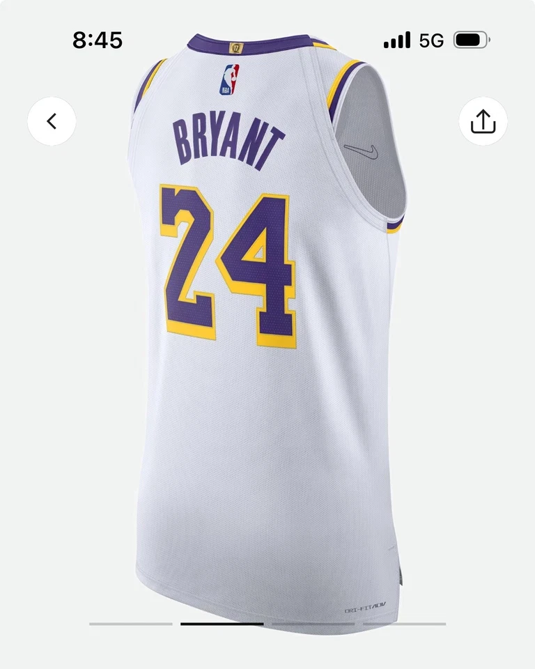Футболка Nike Los Angeles Lakers Коби Брайанта No24 издание Association DM5911-101 - Изображение 1 из 4