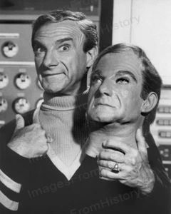 (2) 8x10 Prints Jonathan Harris Lost in Space 1965 #JHAAB - Picture 1 of 2