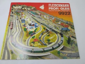 Fleischmann Catalog 9922 Model Railroading hobby Train HO track Locomotive - Picture 1 of 6