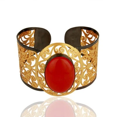 Brazalete de aventurina natural hecho a mano con banda ancha grabada en flores negras doradas Foto 1 de 4