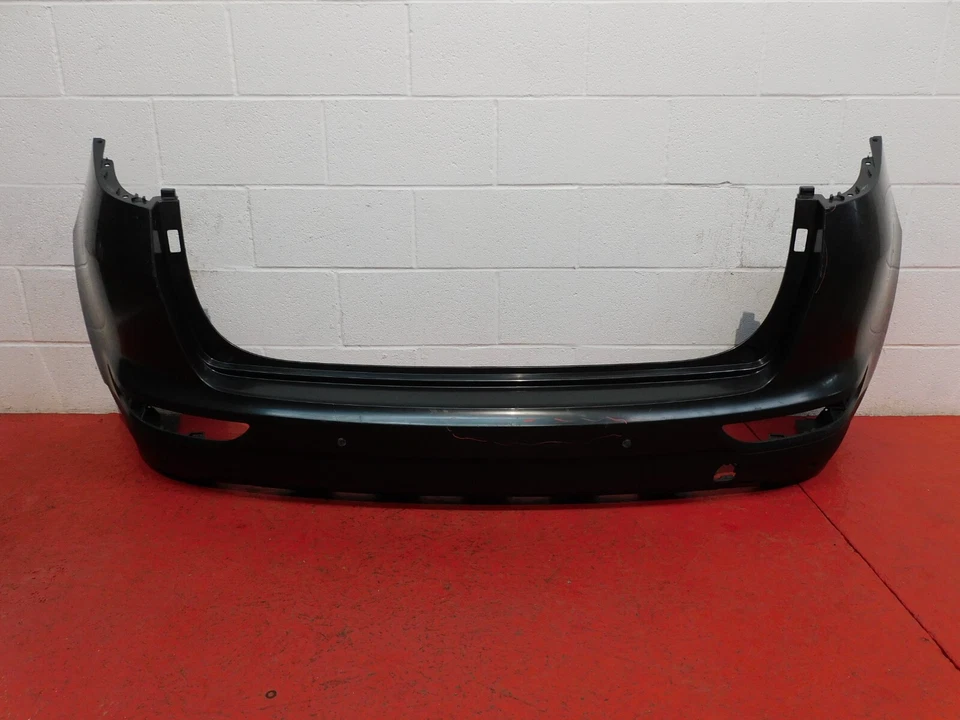 2017 2018 2019 KIA SPORTAGE REAR BUMPER COVER OEM WITH SENSOR HOLES Foto 1 de 4