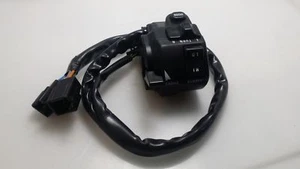 NUEVO FABRICANTE DE EQUIPOS ORIGINALES Kawasaki 1985 454LTD interruptor de control manual luces bocina giratoria 46091-1355 - Imagen 1 de 6