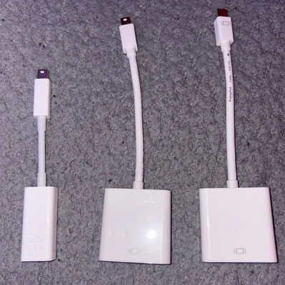 2x Apple OEM Original A1307 Mini DisplayPort to VGA & 1x A1433 Ethernet Adapter - Image 1 of 2