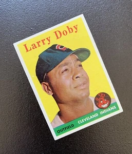 1958 TOPPS Larry Doby #424 Cleveland Indians Baseball Card - Picture 1 of 3