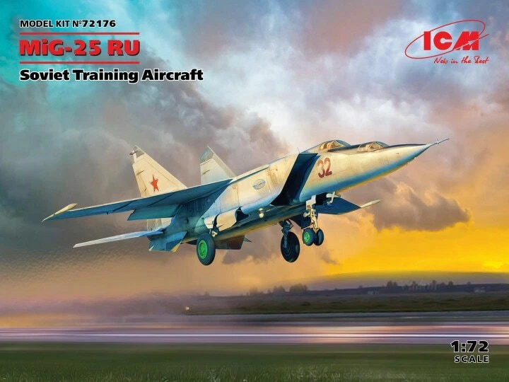ICM 72176 1/72 MiG-25 RU Soviet Training Aircraft
