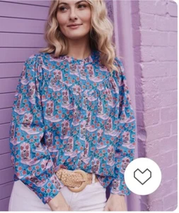 Print Fresh Cowgirl Birdie Blouse Cowboy Boot Print Top Sz M NEW Western Rodeo - Picture 1 of 11