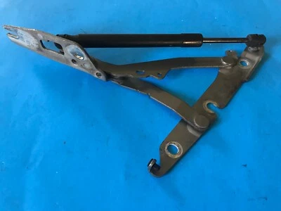 AUDI A6 2006-2011 BISAGRA TRASERA RIGHR maletero con cilindro de soporte OEM 4F5827302 Foto 1 de 4